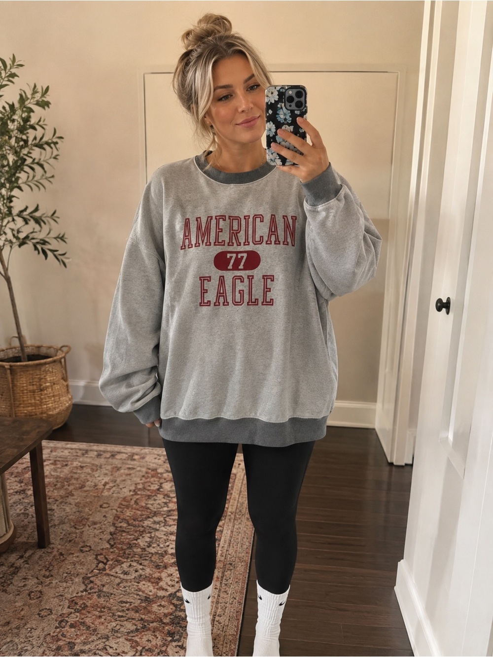 American Eagle Outfitters Gray Crewneck Sweatshirt with Red Graphic